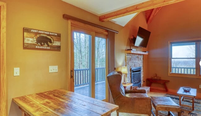 Building Photo - 277 Echo Ridge Rd