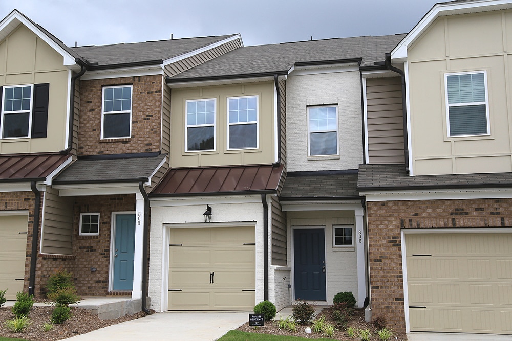 Primary Photo - 806 Talbot Pl