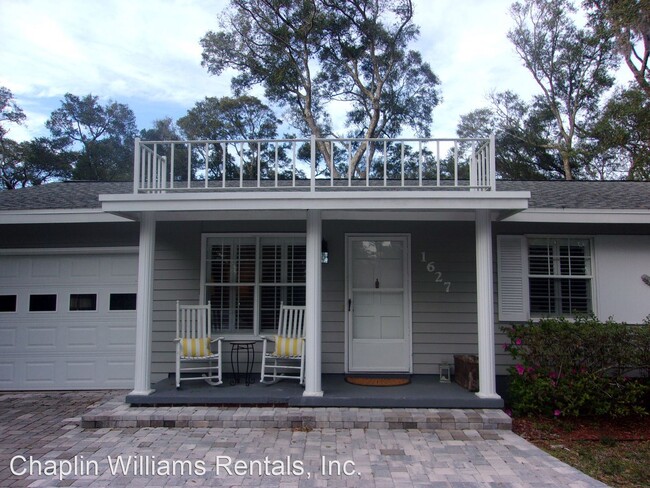 Building Photo - 3 br, 2 bath House - 1627 Alachua St