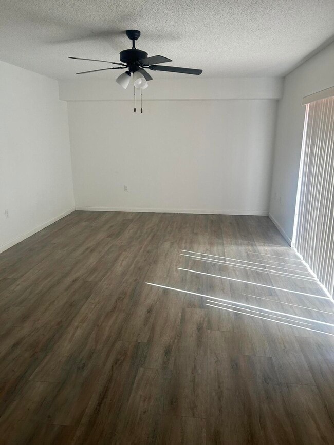 Building Photo - 804 Blue Ridge Cir