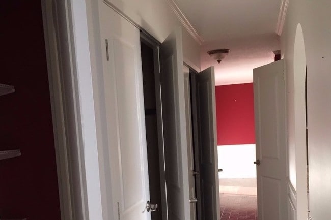 Look at all those closets! - 501 Slaters Ln