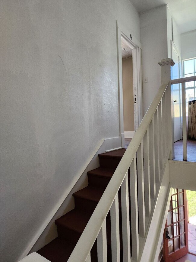 Foto del edificio - 632 Rigsby Ave
