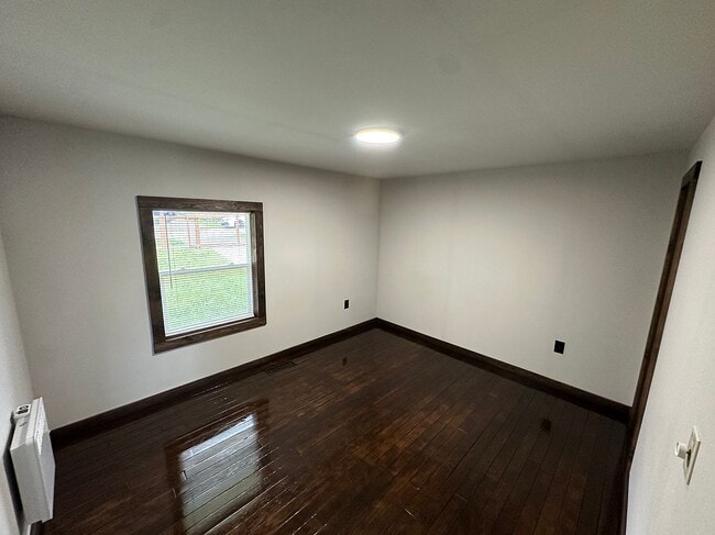Building Photo - 1308 S Shelton St