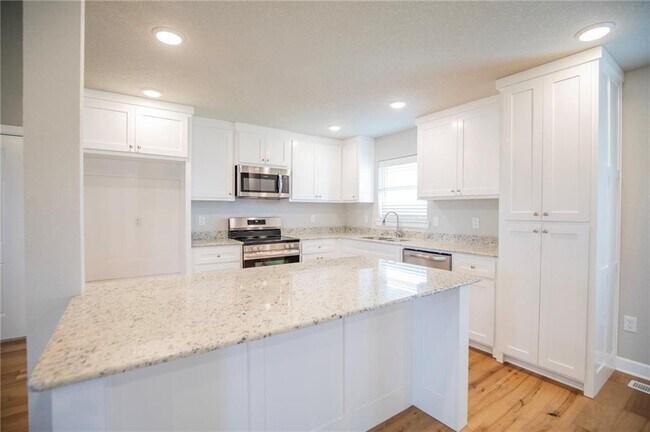 Foto del edificio - 18445 Posy Mountain Dr