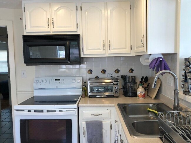 Foto del edificio - 360 Waltham St
