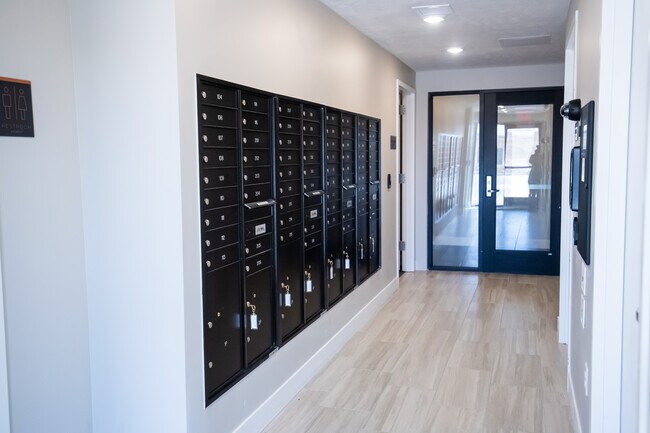 Servicio de correo en sitio - Heartland Flats Alliance