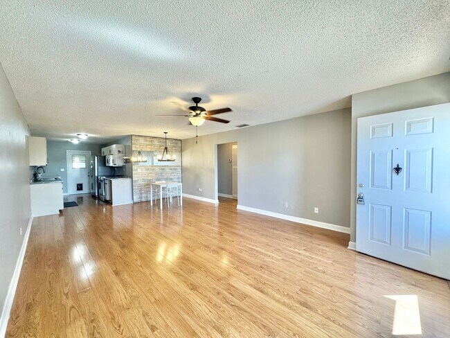 Foto del edificio - Winter Ridge Condo - Lake Views of Lake Co...