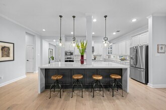 Building Photo - 27 Fury Ranch Pl