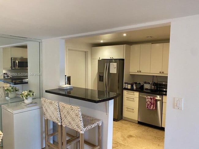 Photo - 210 Seaview Dr House