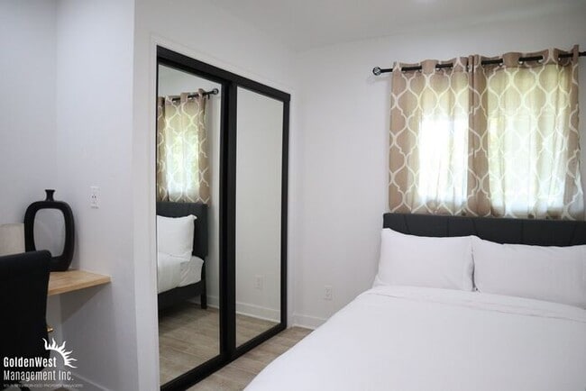 Foto del edificio - Charming 3Bdm 2Ba Home in the Heart of San...