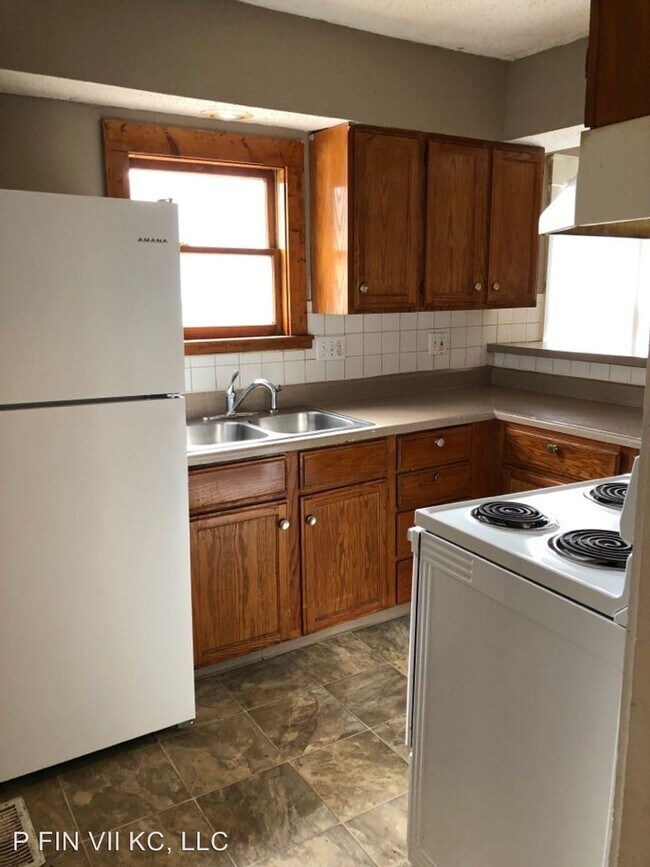 Building Photo - 3 br, 1 bath House - 7041 Walrond Ave