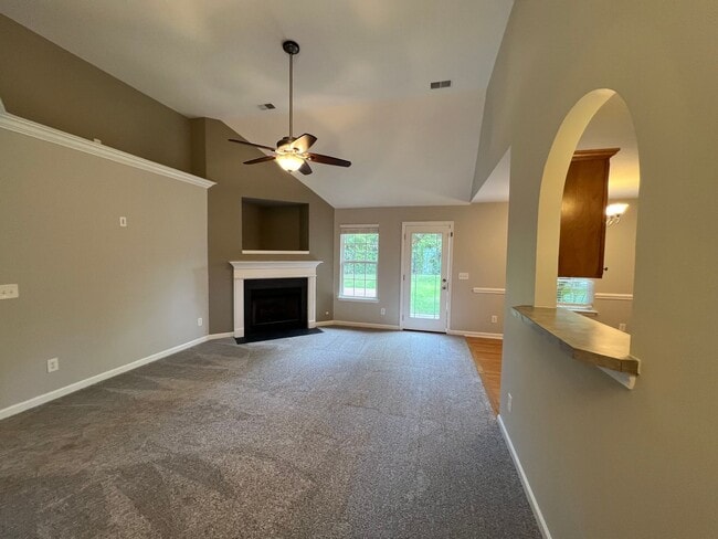 Building Photo - Cul-de-Sac Beauty in Smyrna - 4 BR 2 Bath ...