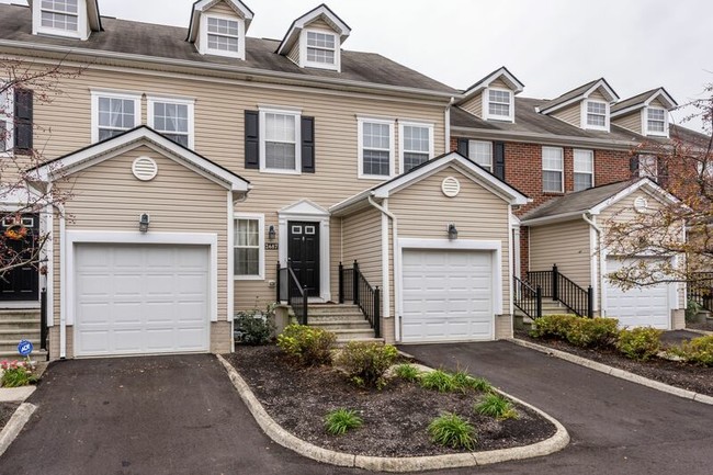 Building Photo - 2687 Sawmill Reserve Dr