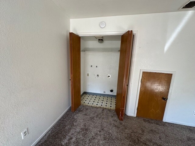 Foto del edificio - 49400 River Park Rd