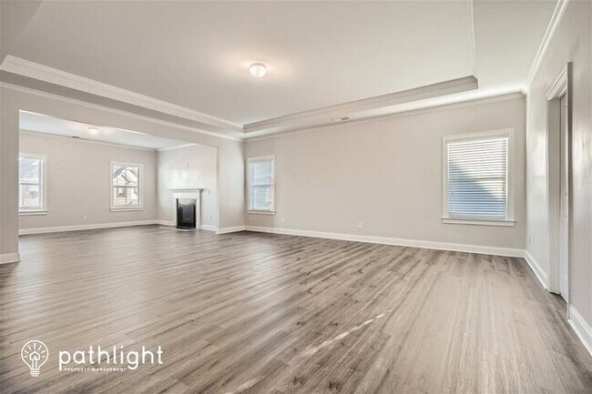Foto del edificio - 3715 Wartrace Dr, Atlanta, GA, 30331