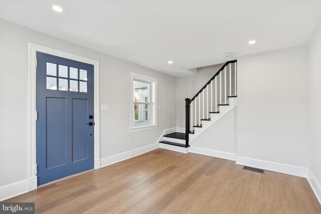 Building Photo - 2110 Bellemead Ave