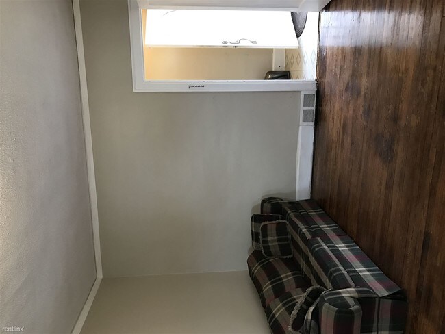 Foto del edificio - 6333 Webb St