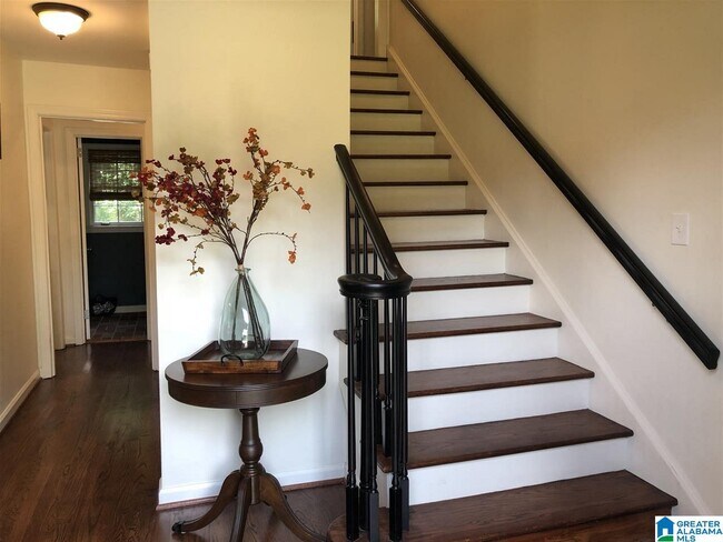 Building Photo - 3213 Starlake Dr