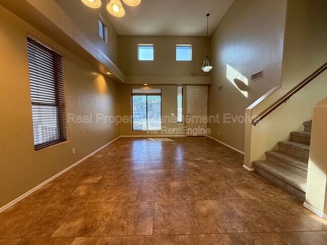 Foto del edificio - 8014 W Pima St