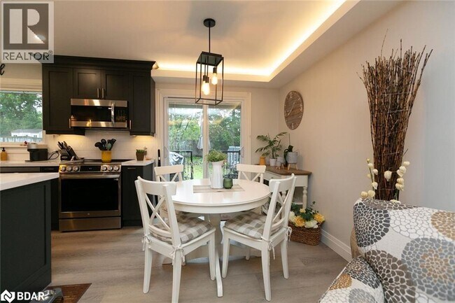 Photo du bâtiment - 20 Ottaway Ave