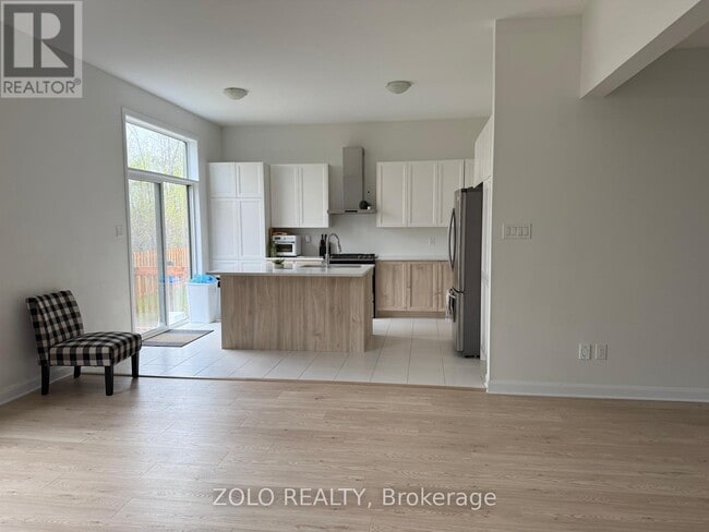 Building Photo - 335 Elsie MacGill Walk