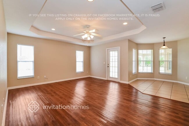 Building Photo - 483 Majestic Gardens Blvd