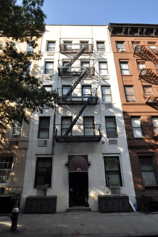 Primary Photo - 323 E 83rd St