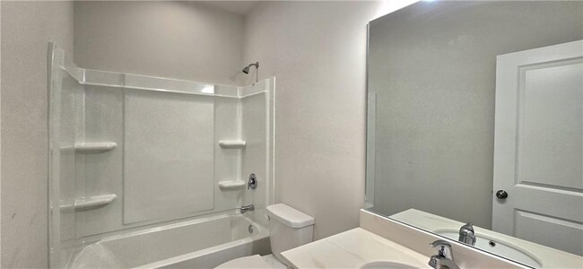 Building Photo - 3608 Hidden Valley Cir