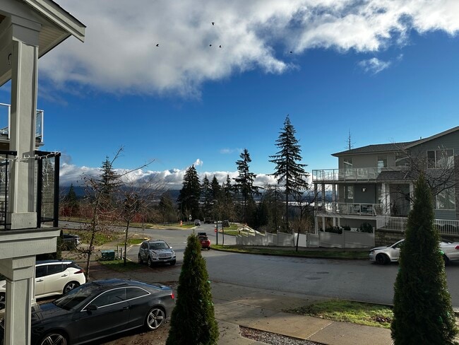 Building Photo - 3575 Brownlee Av