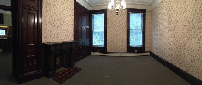 Building Photo - 889 N Market St