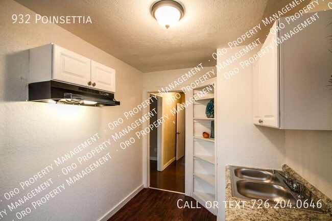 Building Photo - 932 Poinsettia-