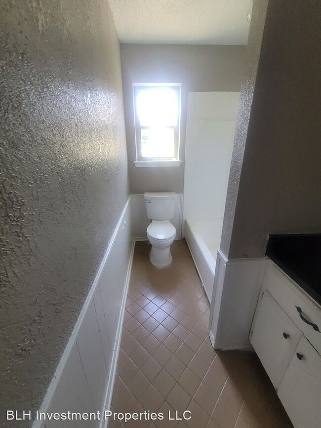 Building Photo - 4 br, 2 bath House - 11709 N Lee Place