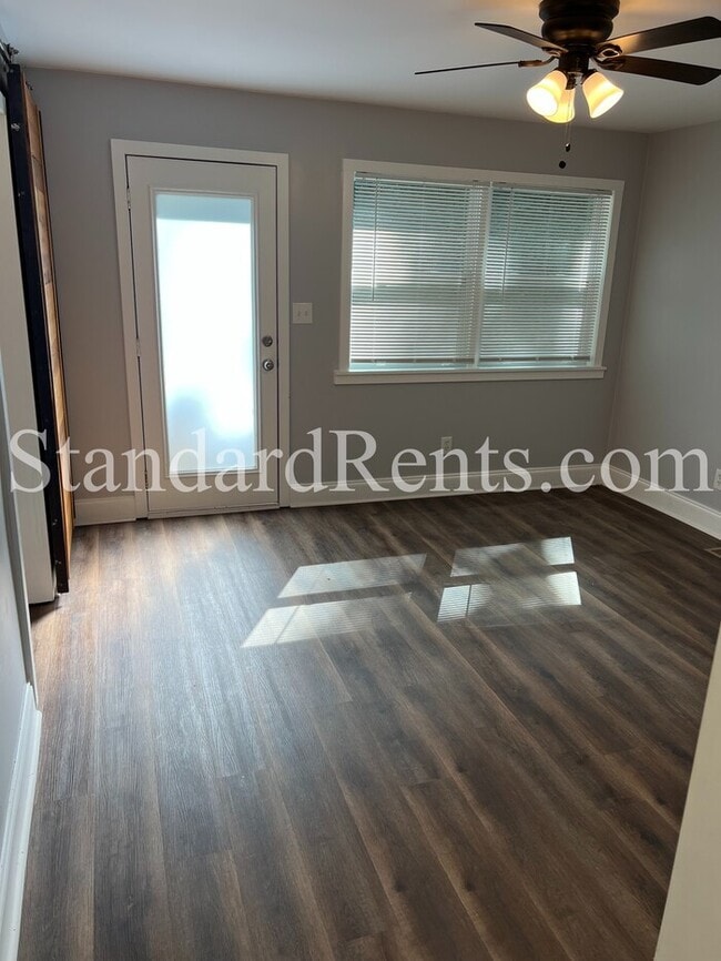 Foto del edificio - Updated West Midtown Bungalow