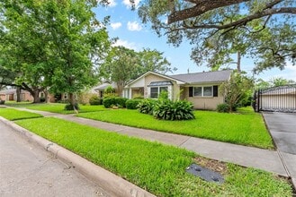 Building Photo - 5322 Rutherglenn Dr