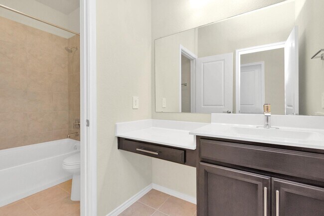 Foto del edificio - 10320 Marston Vineyard Dr