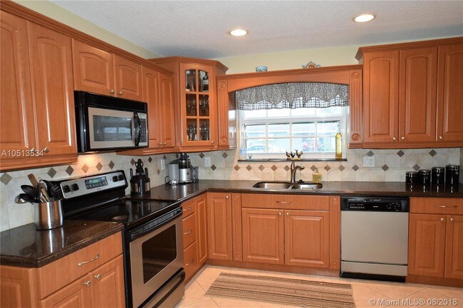 Foto del edificio - 1421 NW 79th Terrace