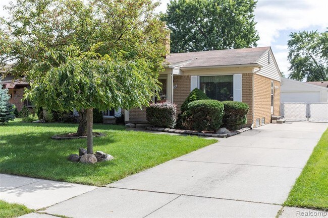 Building Photo - 5046 Franklin Park Dr