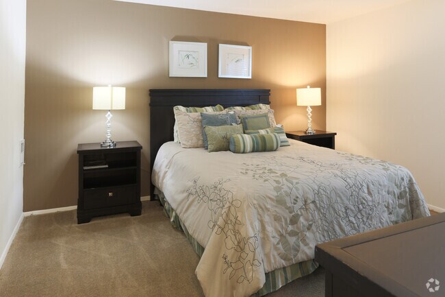 Bedroom - The Crest at Princeton Meadows