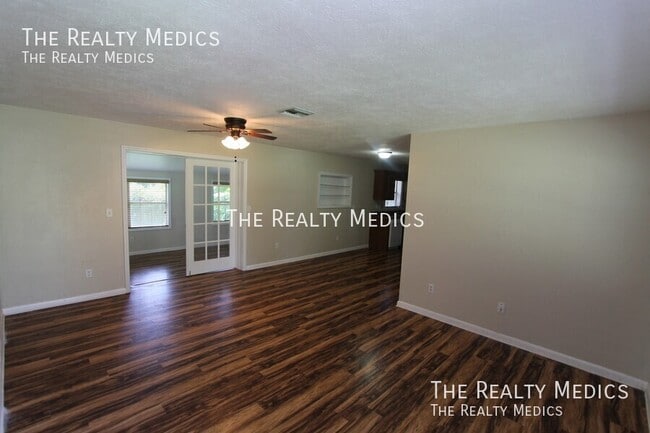 Foto del edificio - 1159 Fountainhead Dr