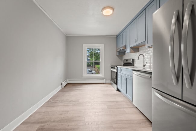 Kitchen - 17 Locust St