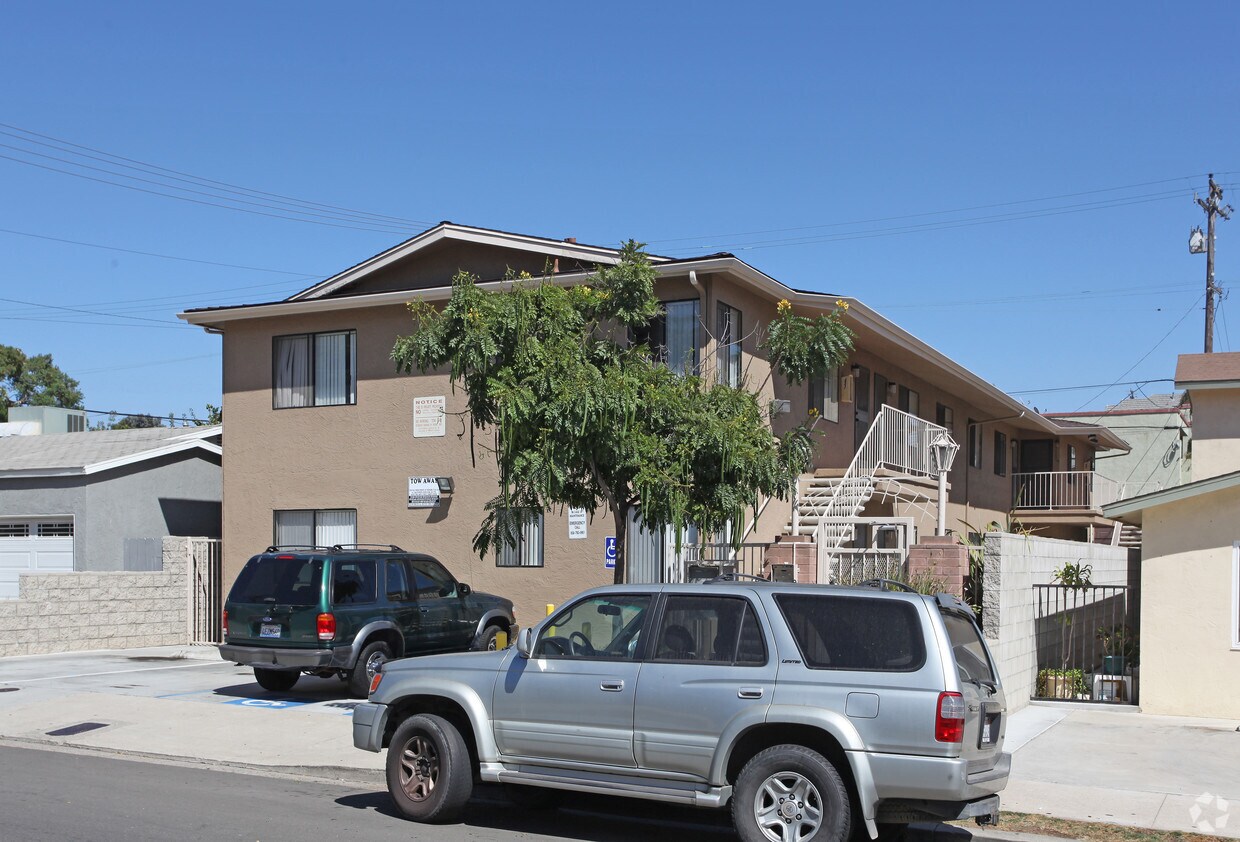 Primary Photo - 4081 Florida St