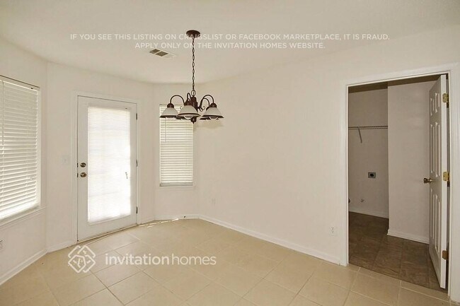 Building Photo - 3473 Cameo Ct