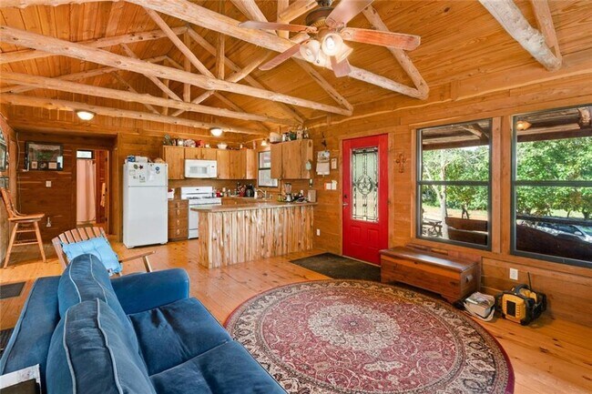 Foto del edificio - 1043 Lewis Ln