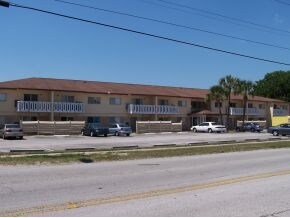 Heritage Apartaments - Oakcrest Pointe Apartments