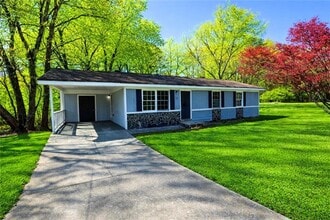 Building Photo - 107 Inverness Dr