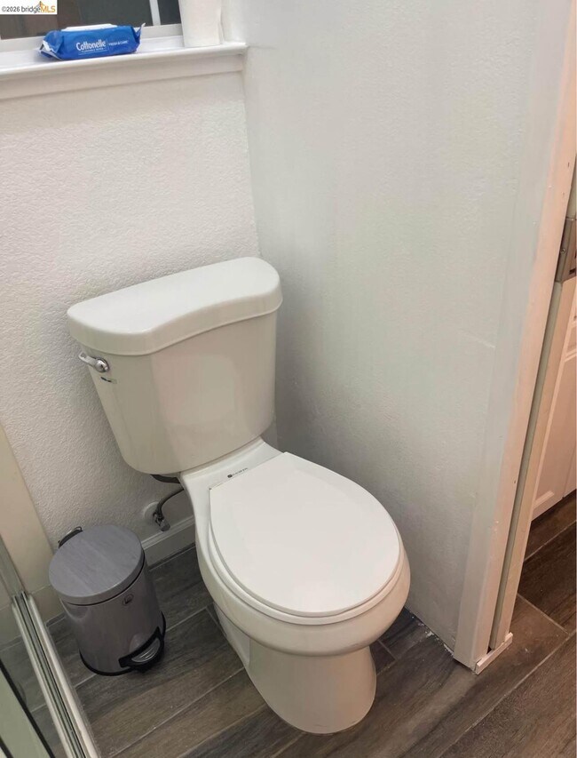 Foto del edificio - 1089 Somersby Way