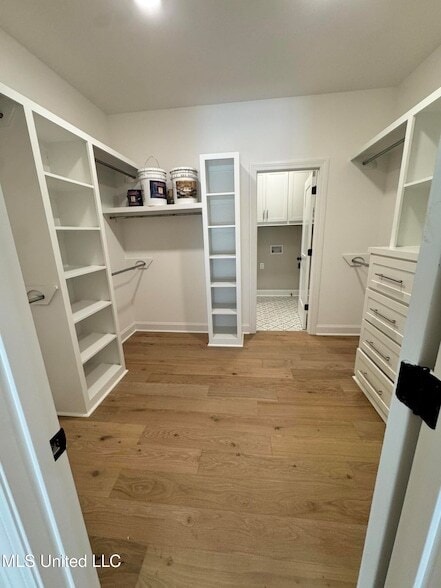 Building Photo - 115 Southern Oak Wy