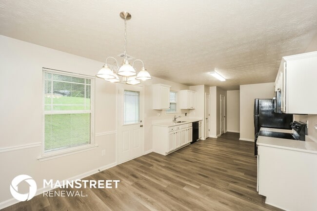 Building Photo - 4397 Rock Valley Dr