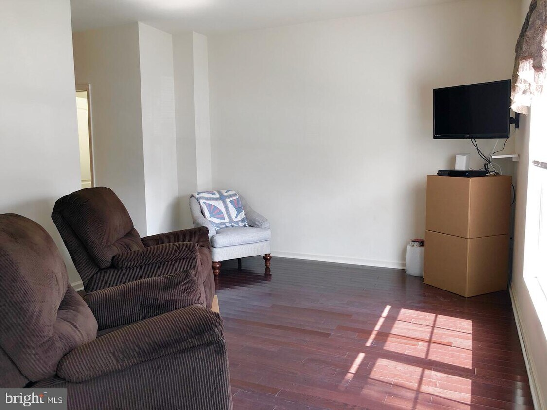 277 4th Ave, Quantico, VA 22134 House for Rent in Quantico, VA