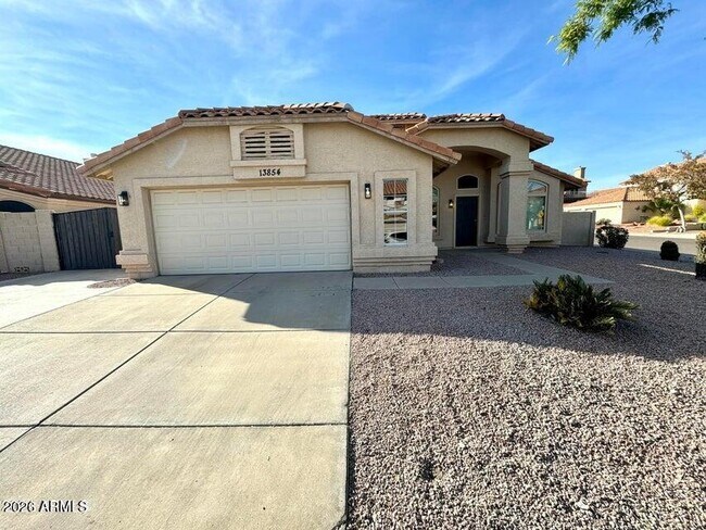 Foto del edificio - 13854 N 30th St